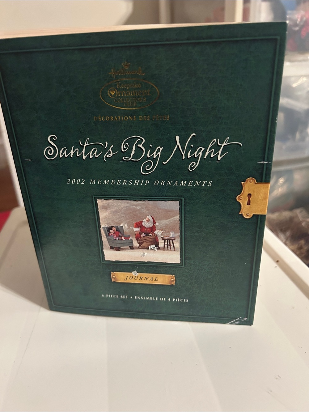 Hallmark Santa's Big Night Green and Gold Holiday Journal
